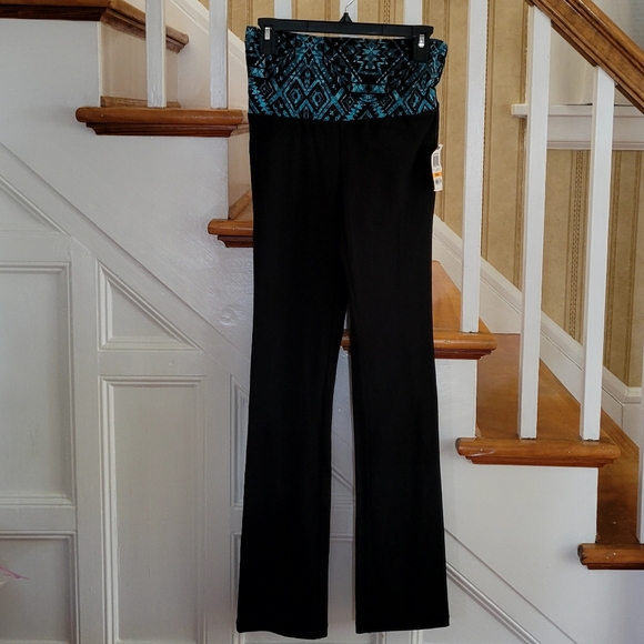 Material Girl Pants - NWT Material Girl Active Yoga Pants Macy's Size Small